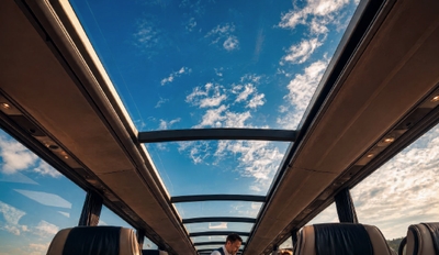 Leger – New Luxury Lumina Coach